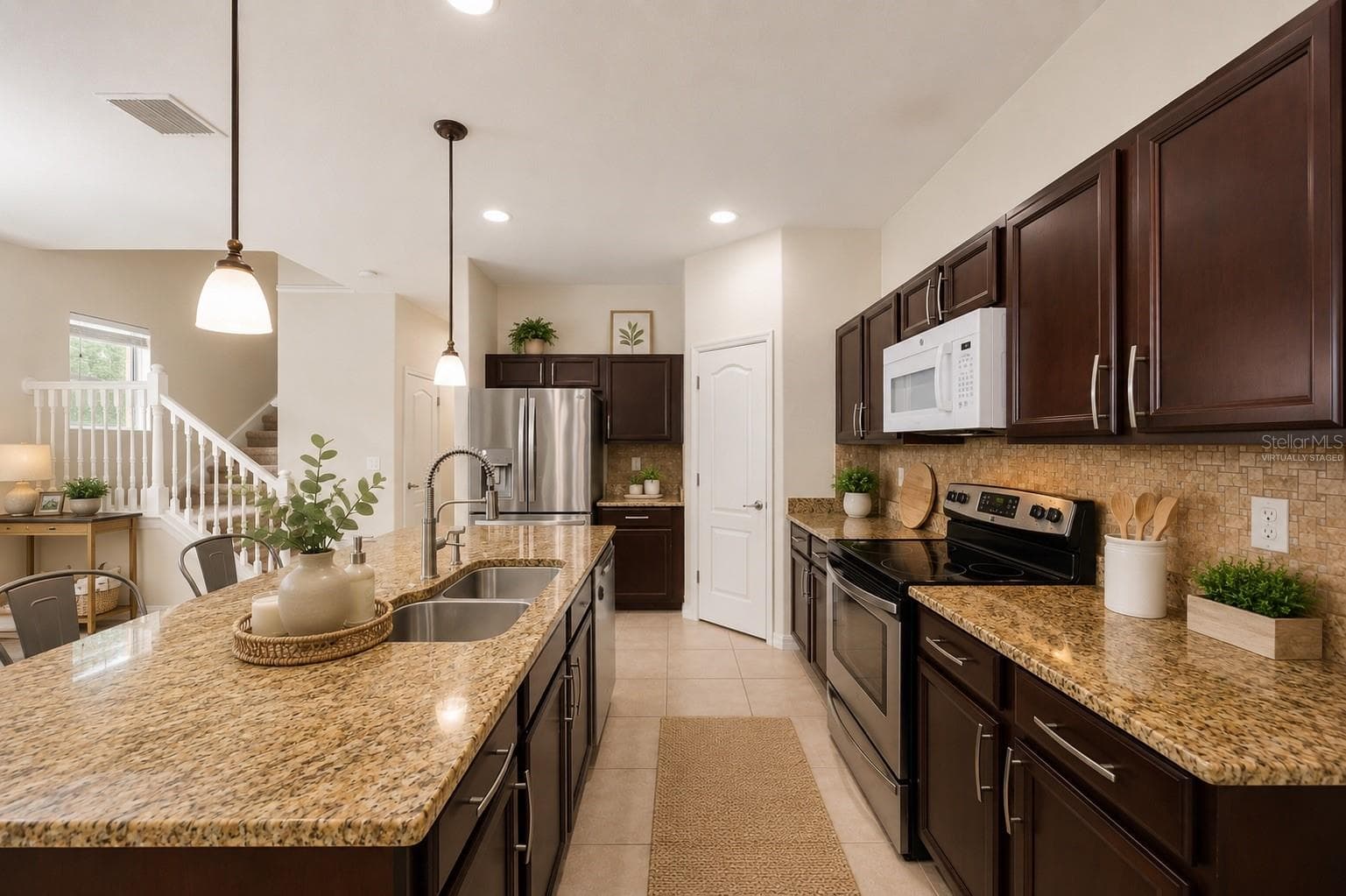virtually staged - 9026 SIENNA MOSS LN, RIVERVIEW