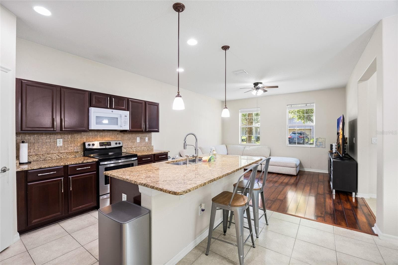 Single Family Residence at 9026 SIENNA MOSS LN, RIVERVIEW, photo 12 of 42