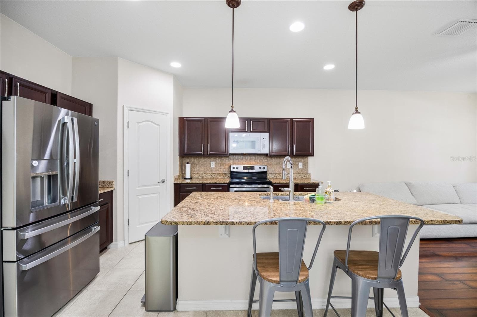 Single Family Residence at 9026 SIENNA MOSS LN, RIVERVIEW, photo 13 of 42