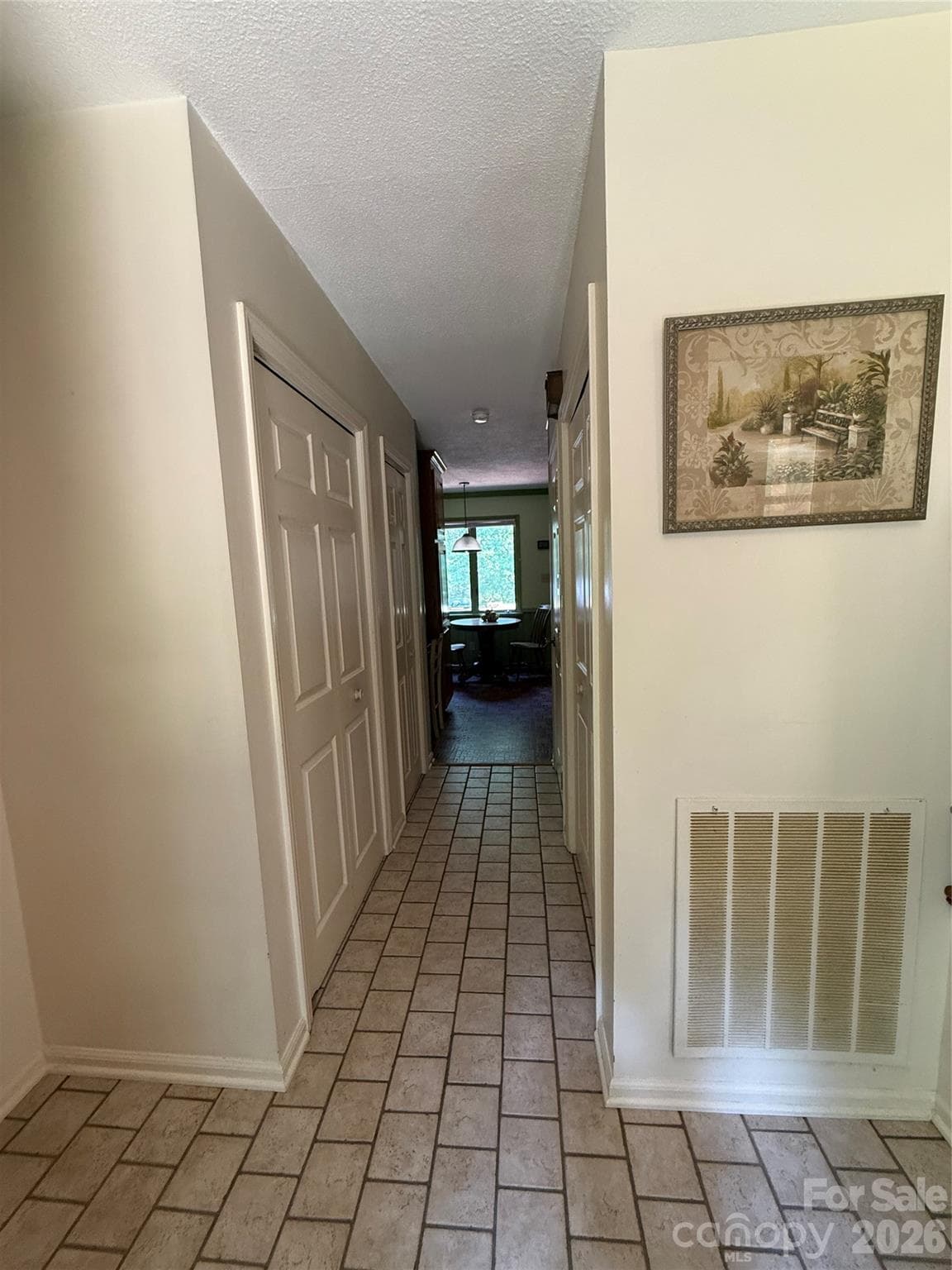 Single Family Residence at 2015 39th Avenue NE, Hickory, photo 10 of 43