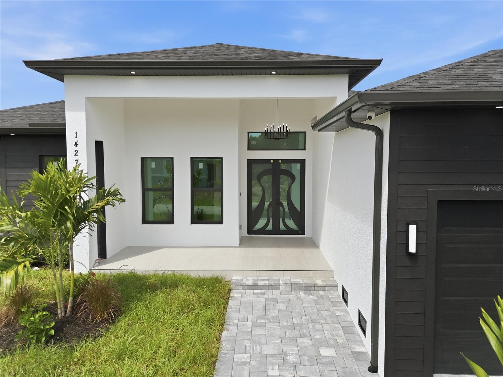 Single Family Residence at 14270 FORT WORTH CIR, PORT CHARLOTTE, photo 4 of 48