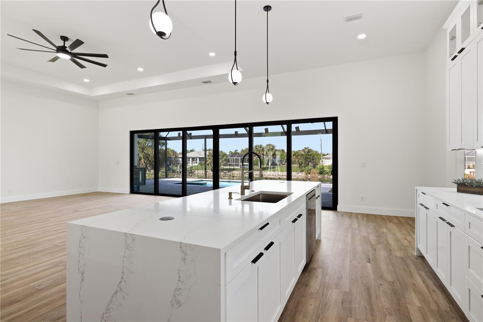 Single Family Residence at 14270 FORT WORTH CIR, PORT CHARLOTTE, photo 12 of 48