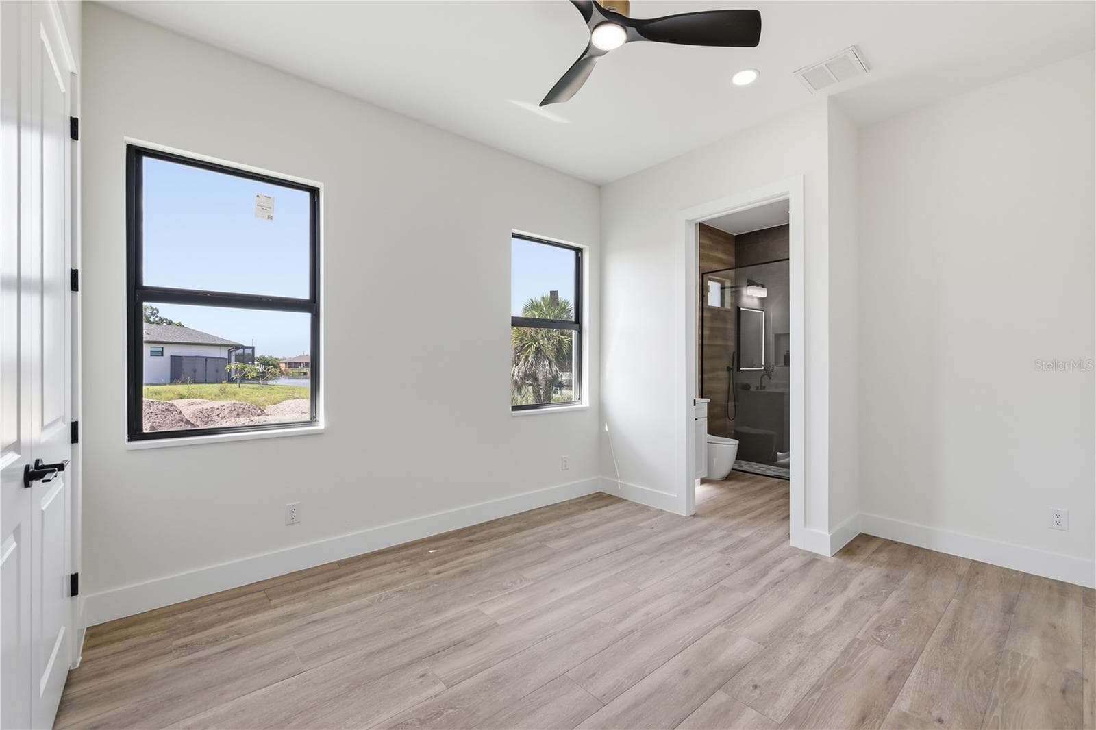 Single Family Residence at 14270 FORT WORTH CIR, PORT CHARLOTTE, photo 34 of 48