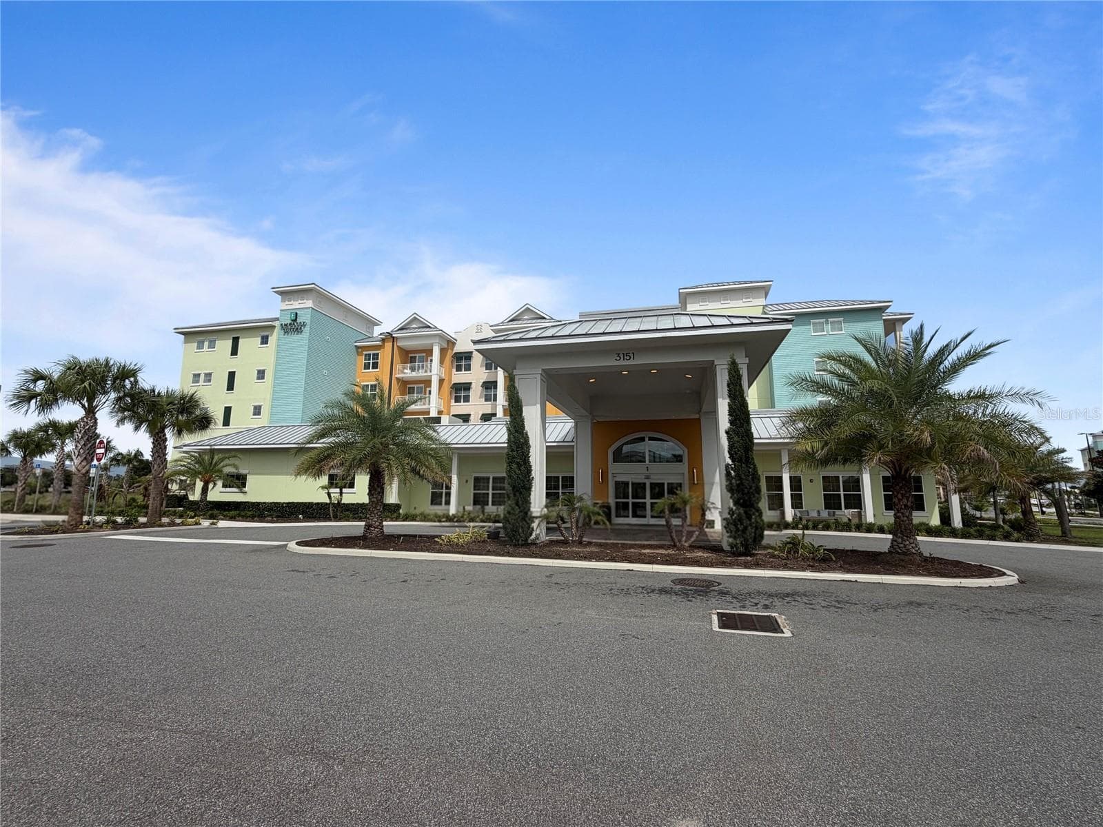 3151 SUNSET WALK DR #116