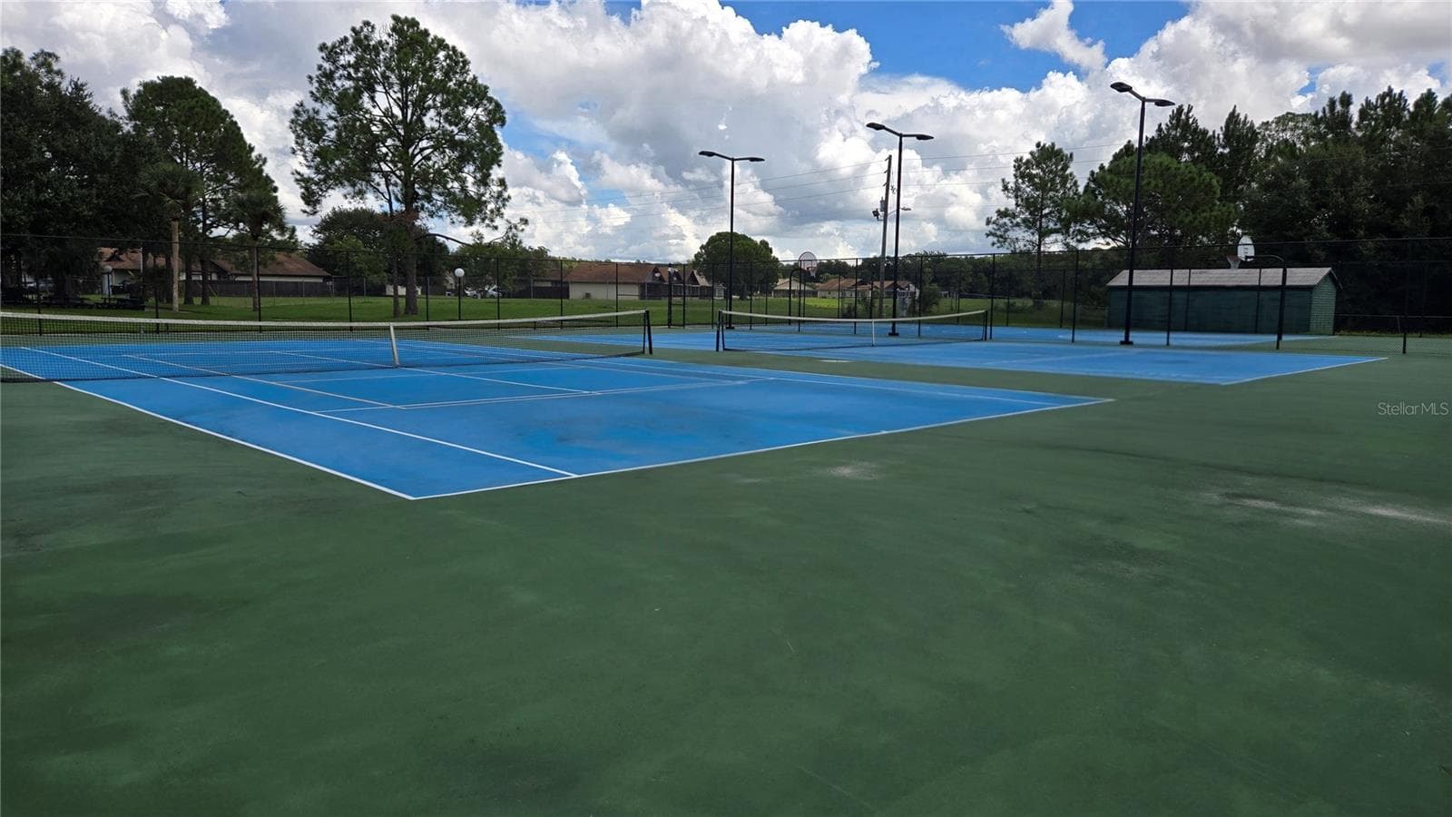 Neighborhood Tennis Court - 4816 GARDENBROOK LN, ORLANDO