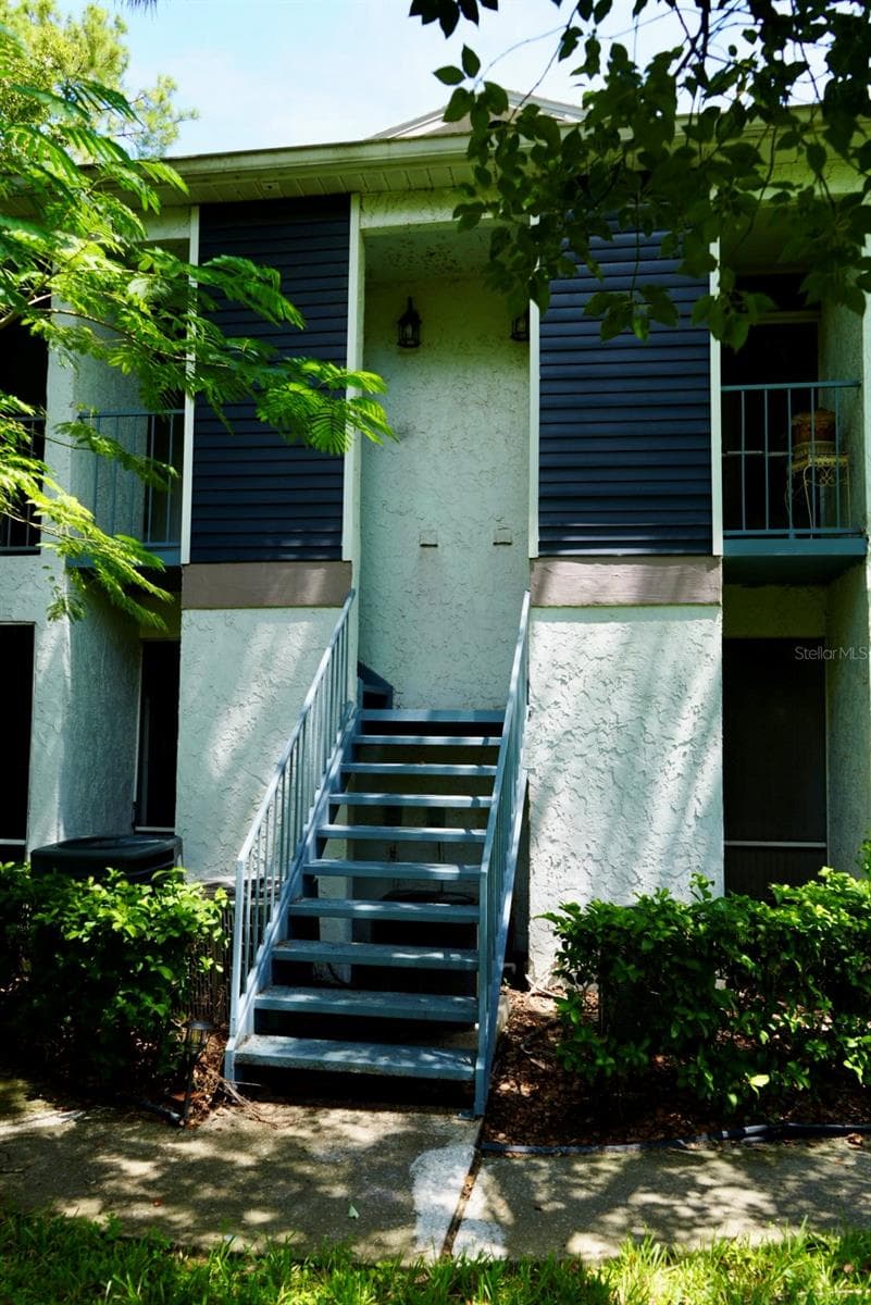 Condominium at 2006 NORTHLAKE DR #2006, SANFORD, photo 2 of 32