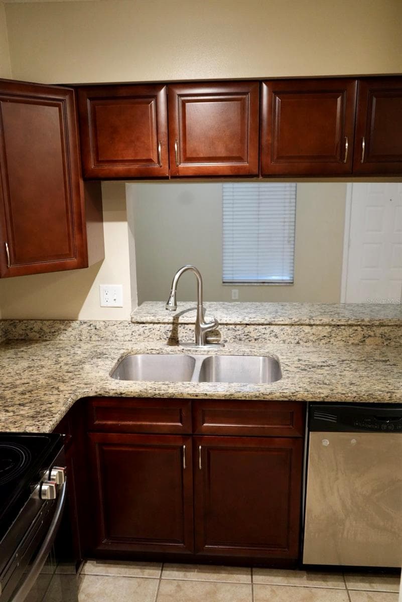 Condominium at 2006 NORTHLAKE DR #2006, SANFORD, photo 16 of 32