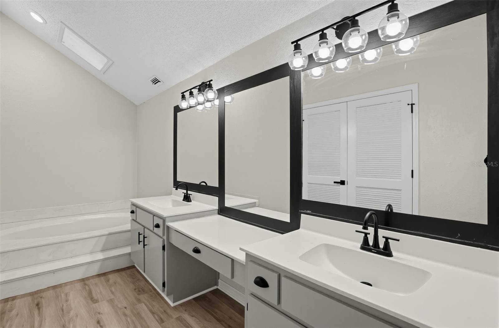 Single Family Residence at 1539 GRACE LAKE CIR, LONGWOOD, photo 20 of 25