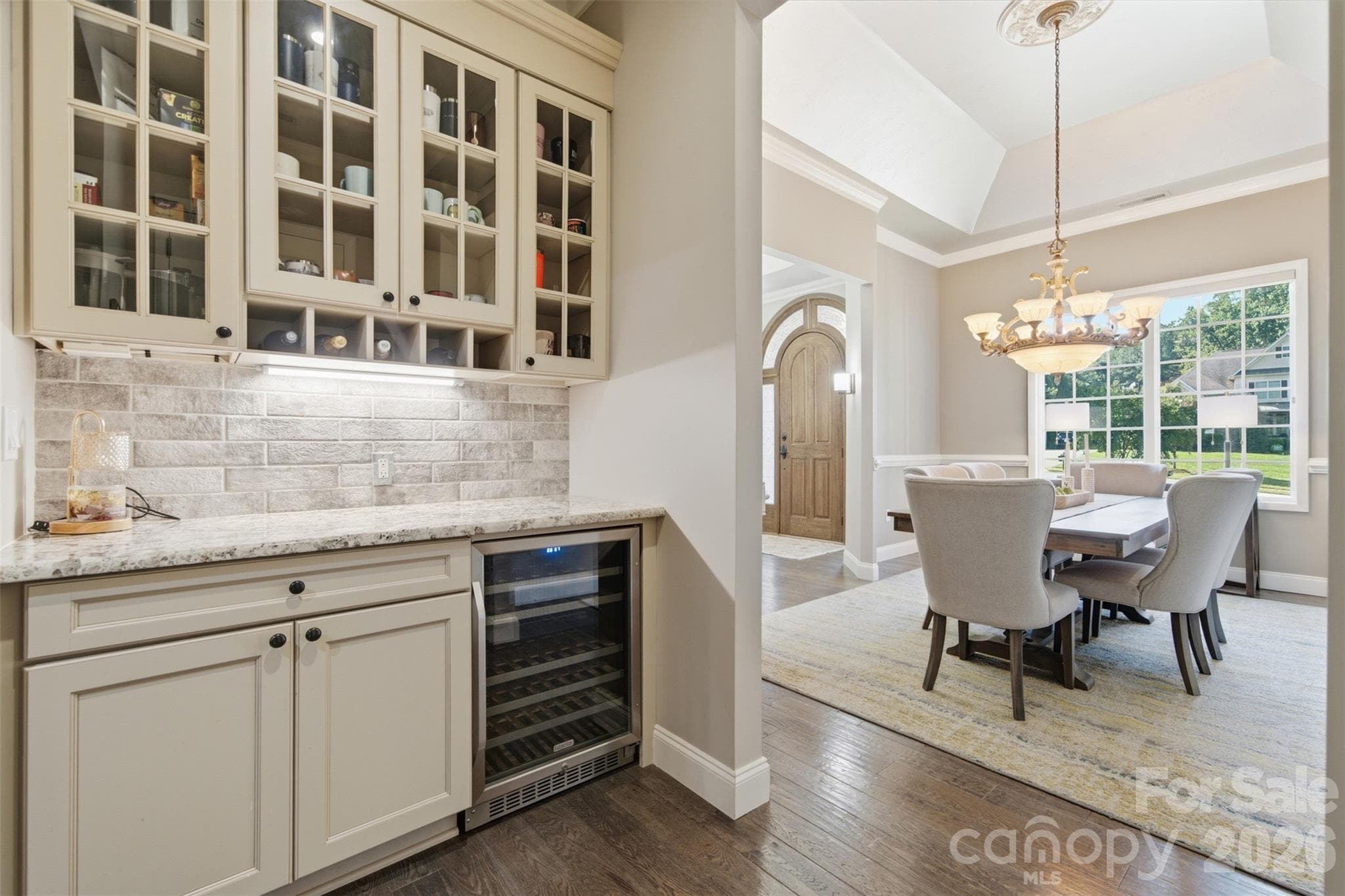 Butler's Pantry/ Wet Bar - 1206 Delaney Drive, Weddington