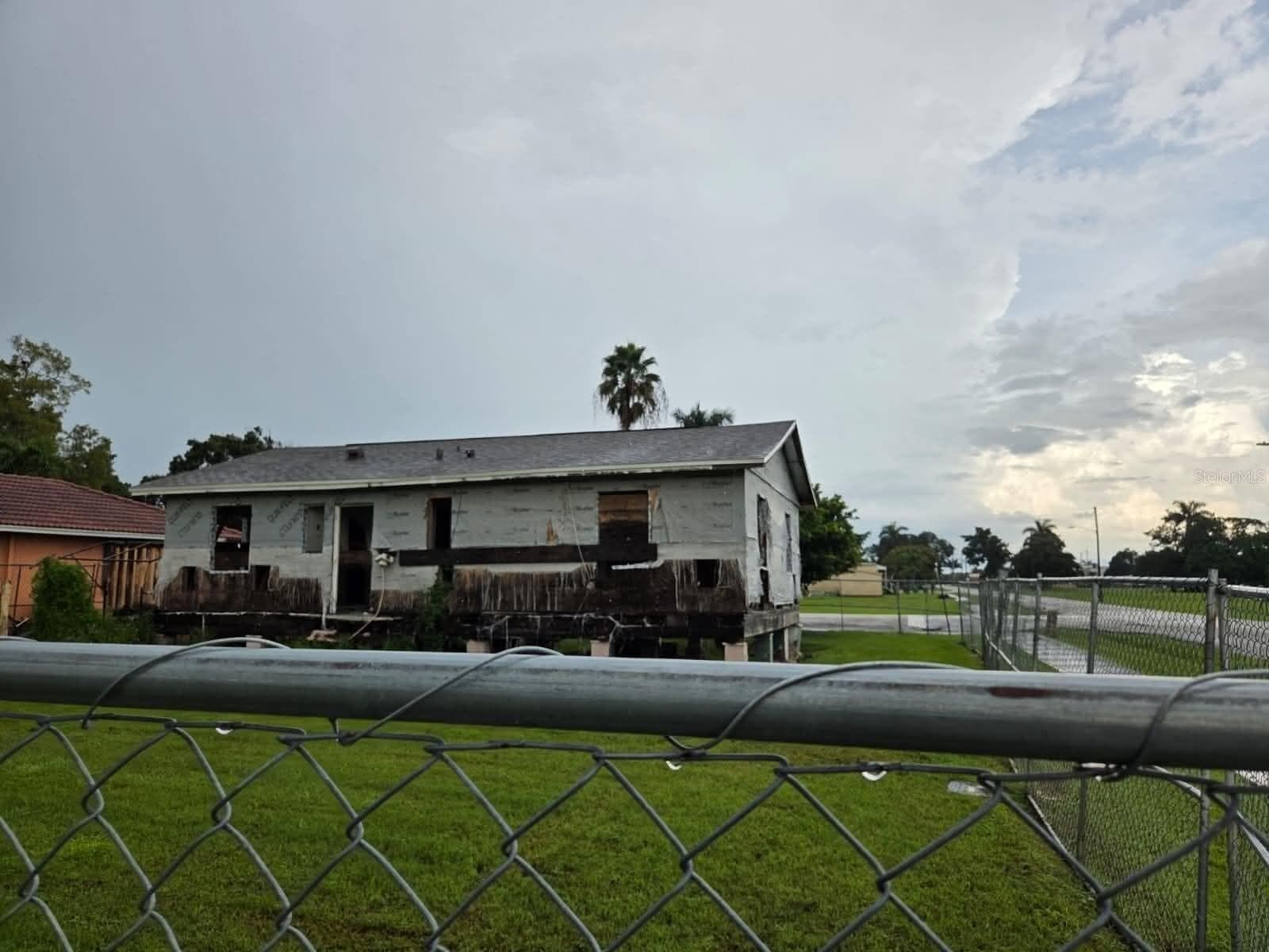 Single Family Residence at 397 ANNONA AVE, PAHOKEE, photo 3 of 11