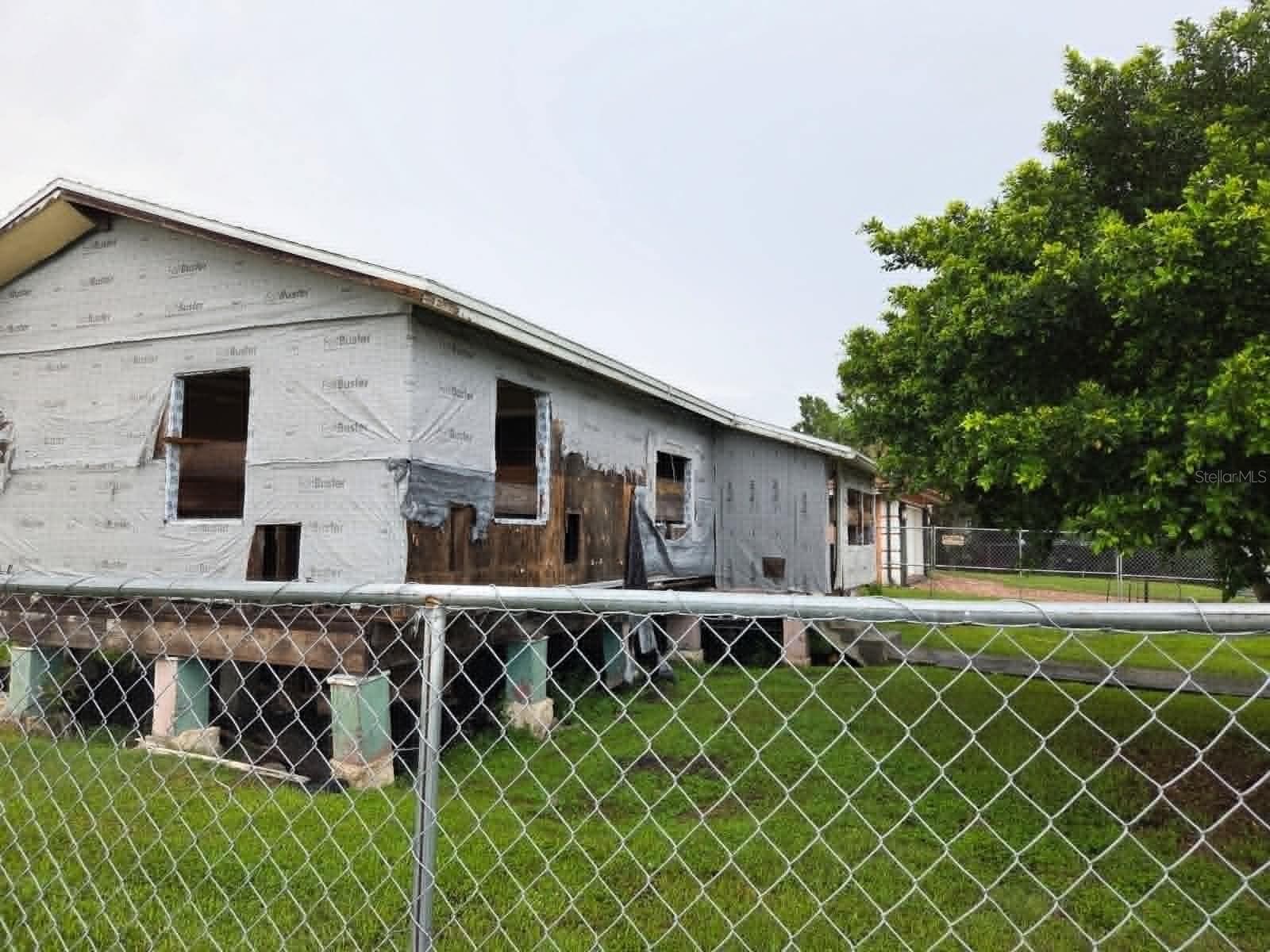 Single Family Residence at 397 ANNONA AVE, PAHOKEE, photo 4 of 11