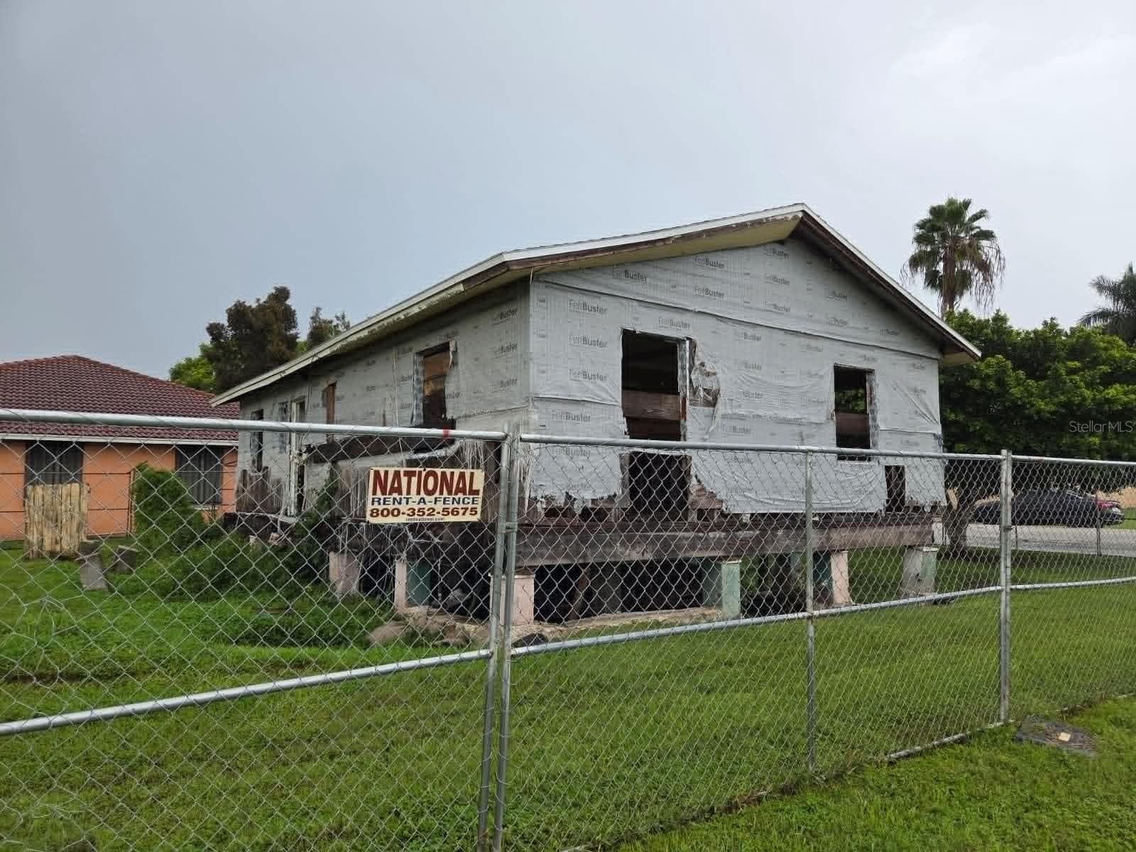 Single Family Residence at 397 ANNONA AVE, PAHOKEE, photo 5 of 11