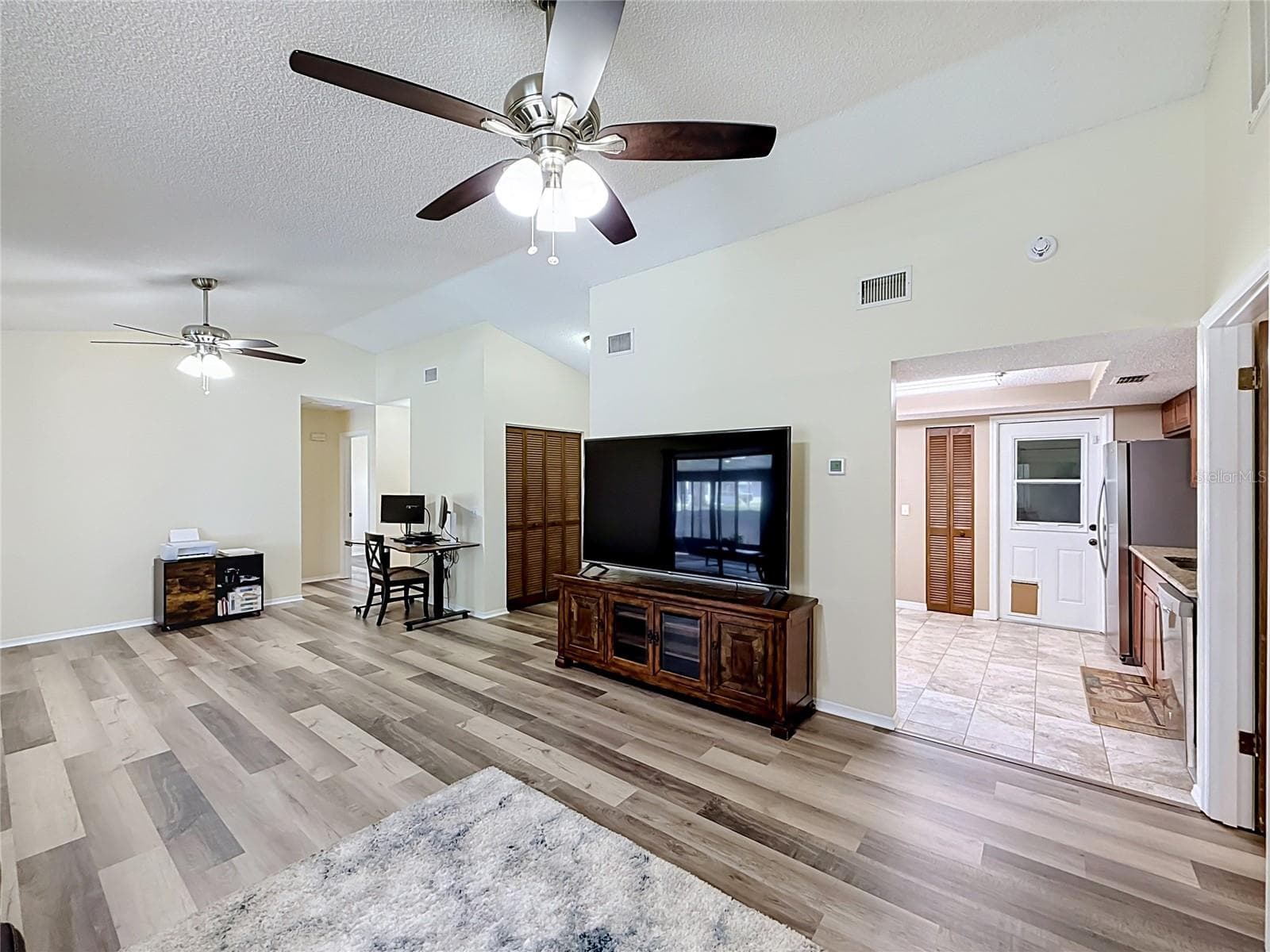 Single Family Residence at 12505 WEDGEFIELD DR, GRAND ISLAND, photo 13 of 50