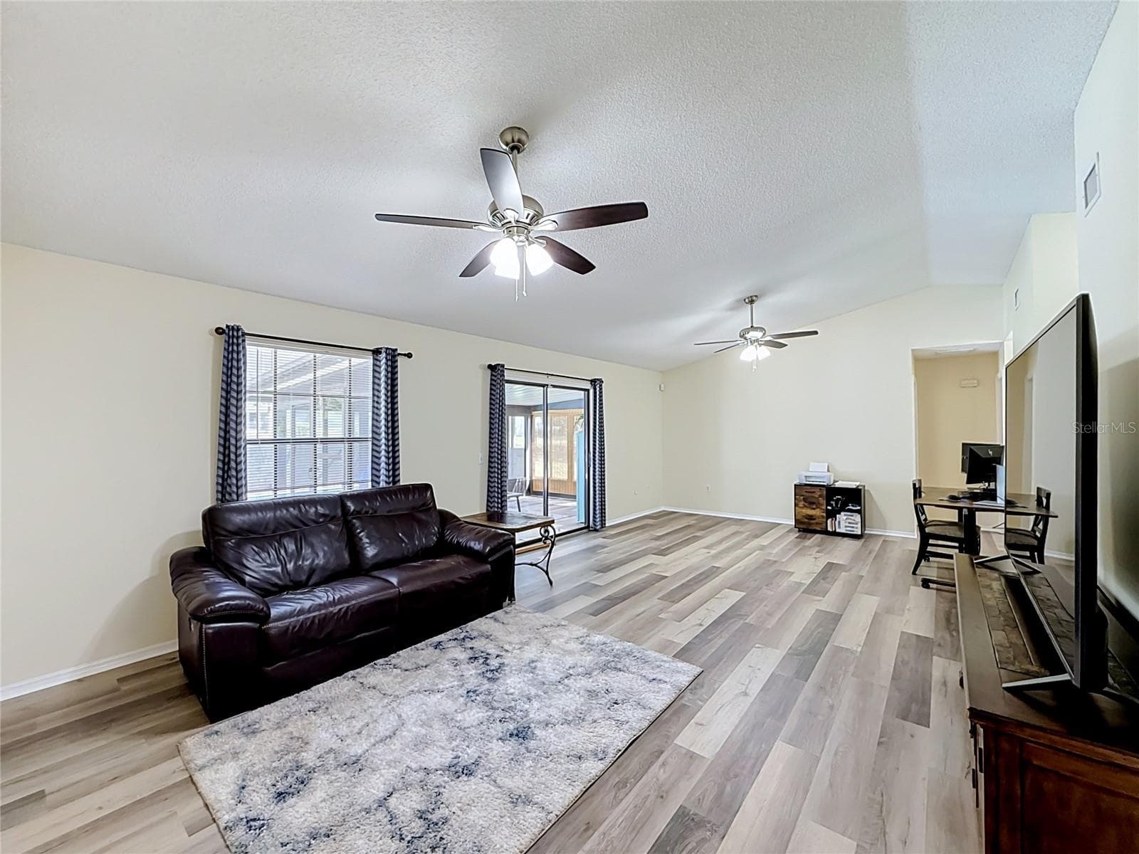 Single Family Residence at 12505 WEDGEFIELD DR, GRAND ISLAND, photo 15 of 50