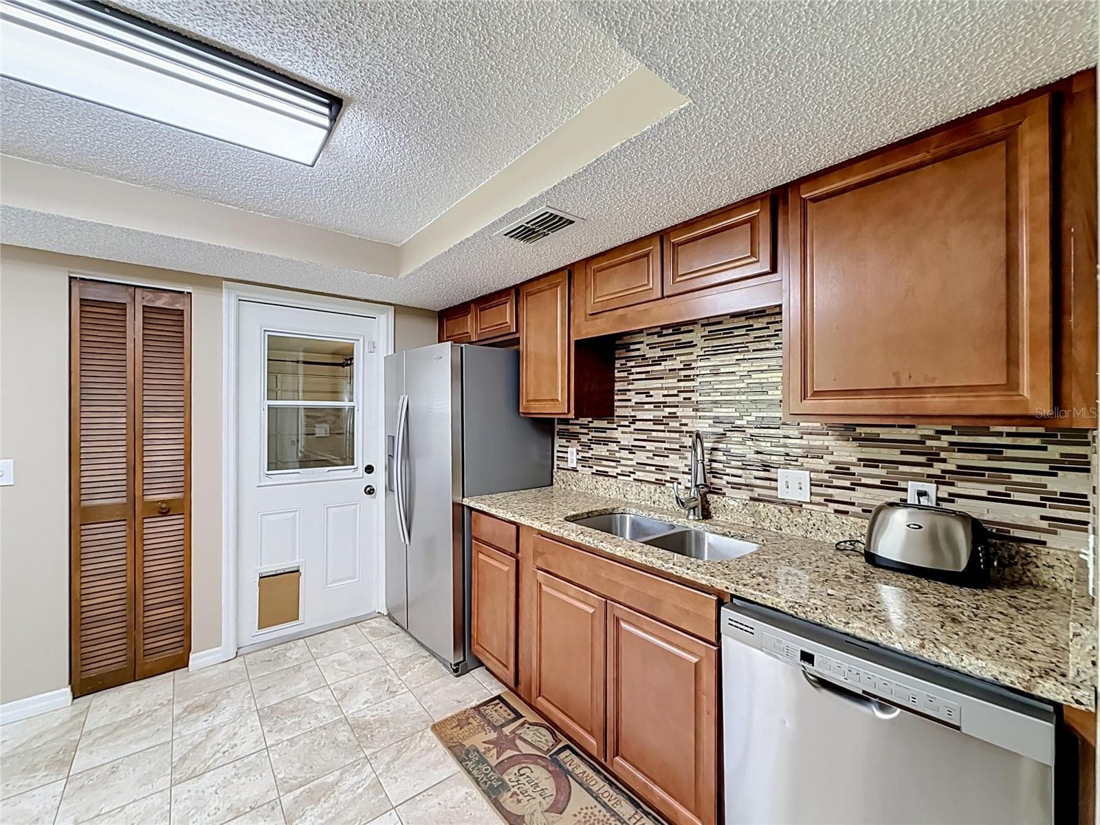 Single Family Residence at 12505 WEDGEFIELD DR, GRAND ISLAND, photo 17 of 50