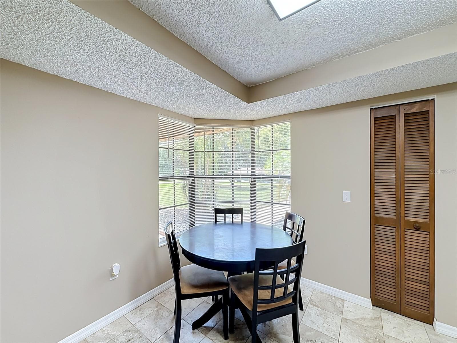 Single Family Residence at 12505 WEDGEFIELD DR, GRAND ISLAND, photo 20 of 50