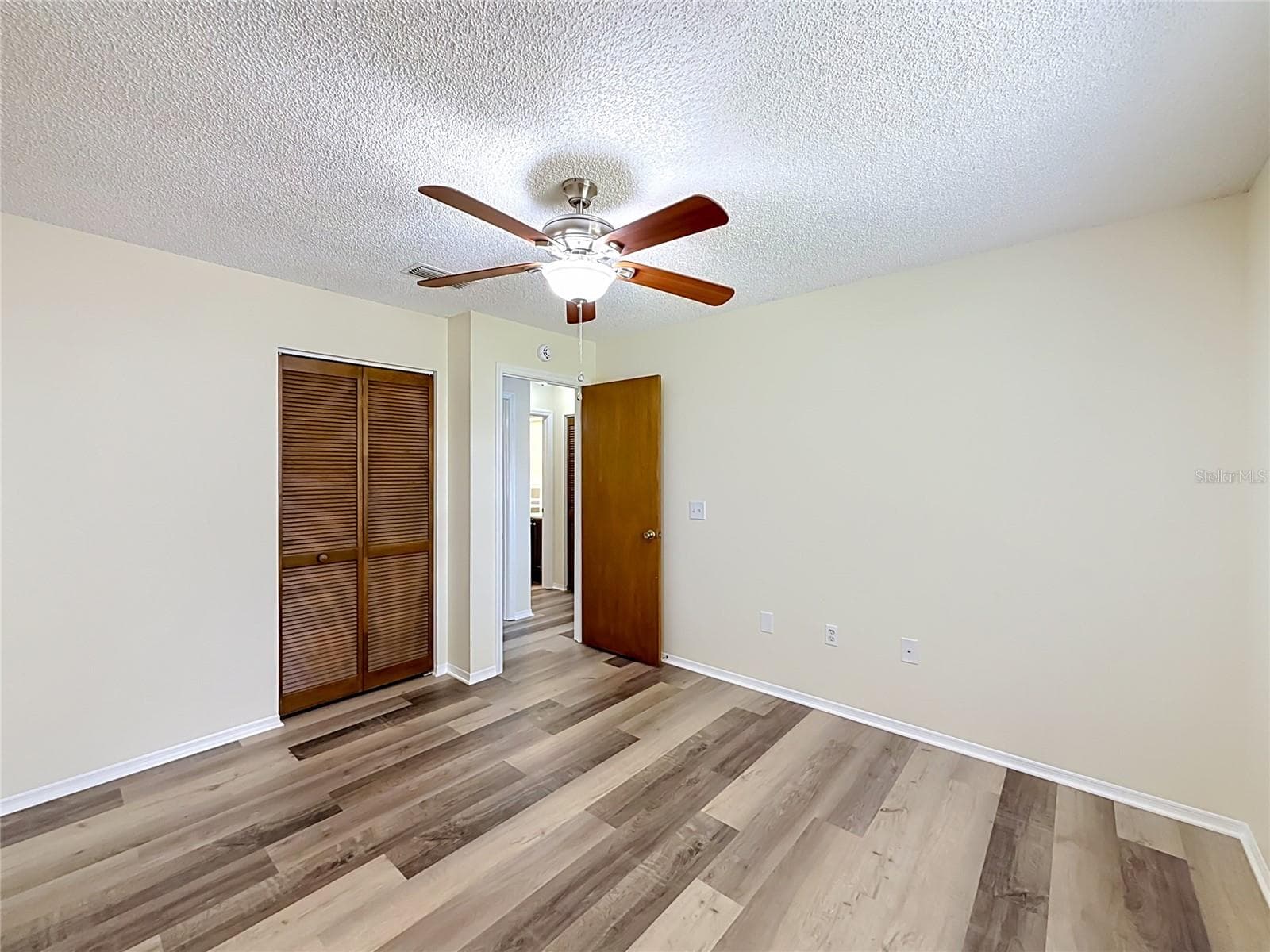 Single Family Residence at 12505 WEDGEFIELD DR, GRAND ISLAND, photo 29 of 50