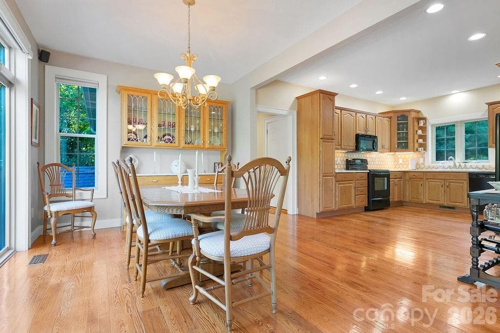 Single Family Residence at 1228 Ugugu Drive, Brevard, photo 18 of 34