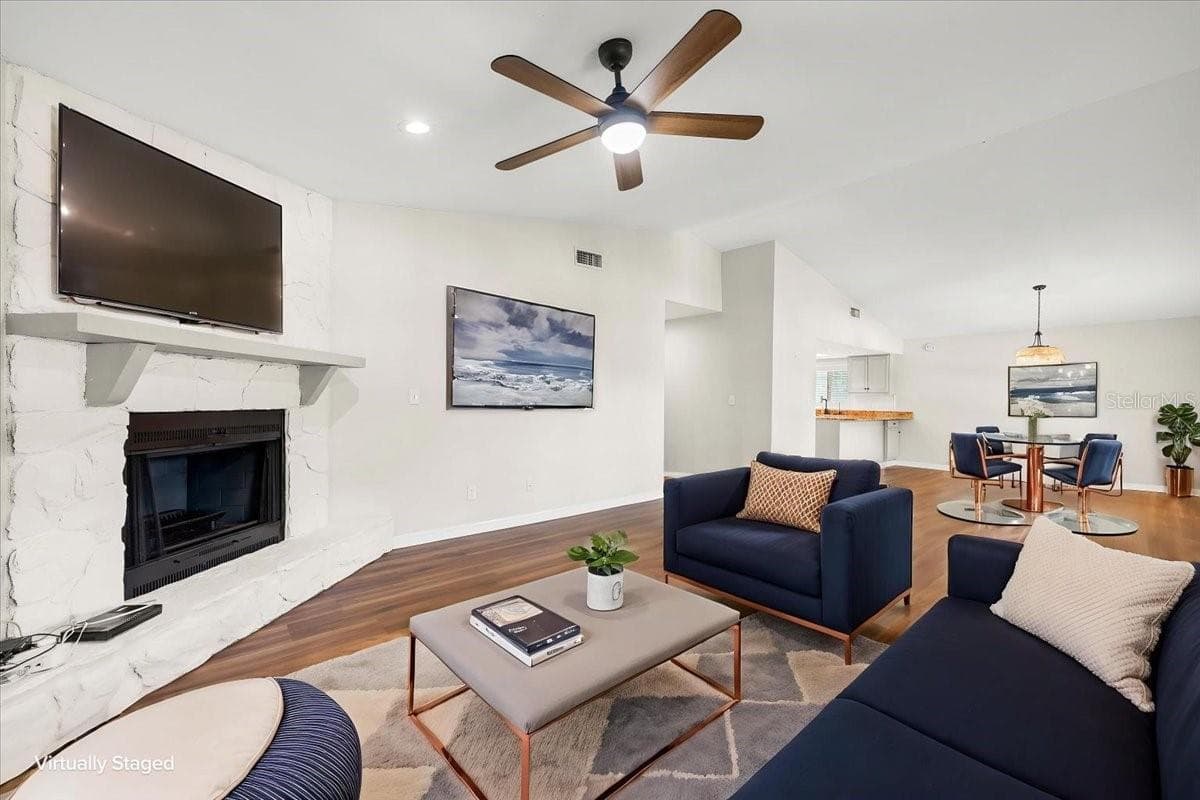 Single Family Residence at 4675 CHANCELLOR CIR NE, ST PETERSBURG, photo 16 of 55