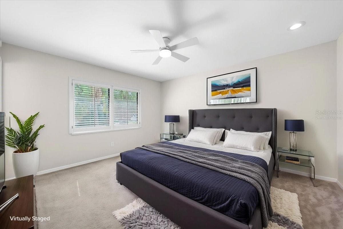*Virtually Staged* Primary Suite - 4675 CHANCELLOR CIR NE, ST PETERSBURG