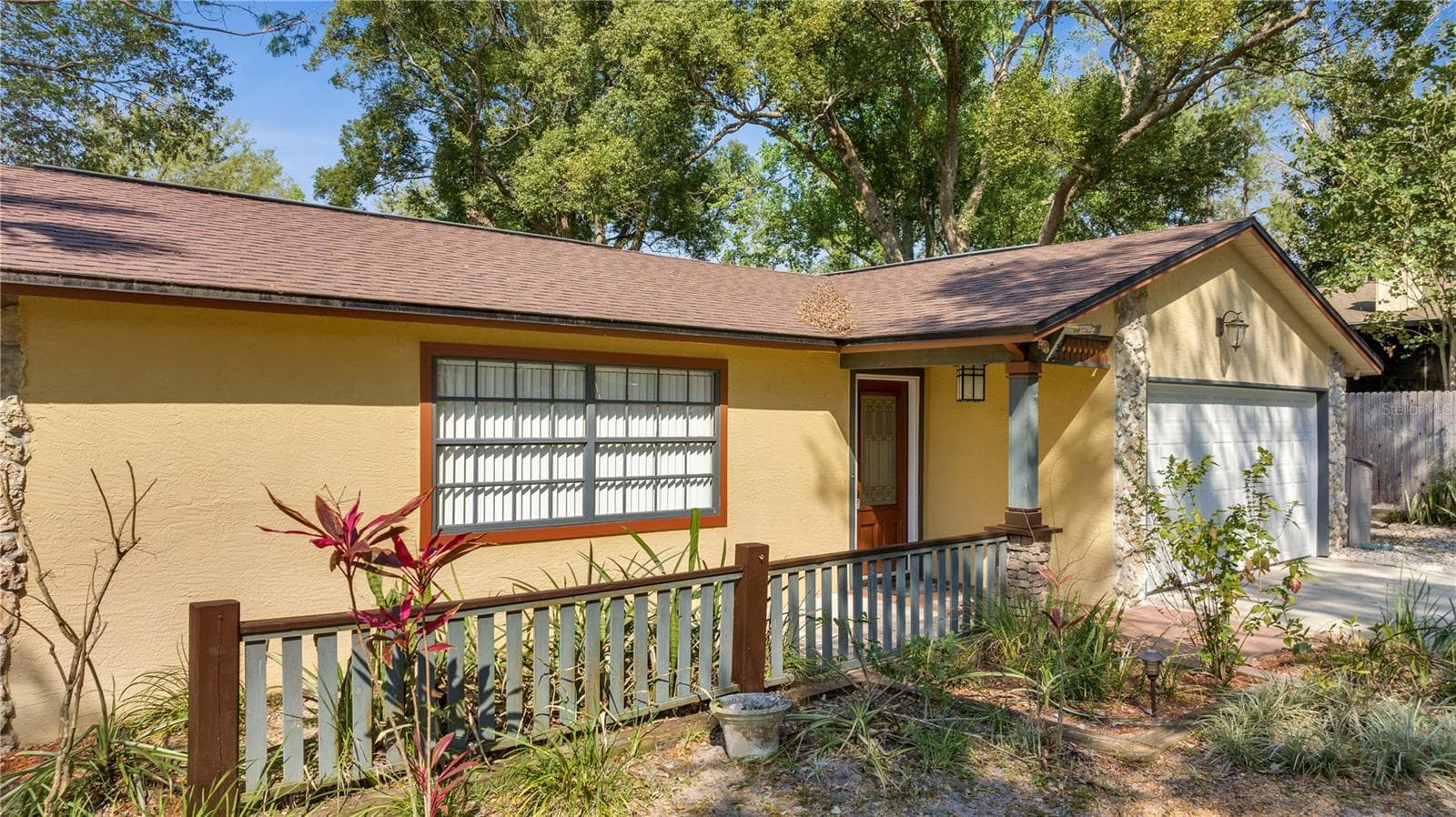 Single Family Residence at 24 BAYRIDGE CT, APOPKA, photo 7 of 55