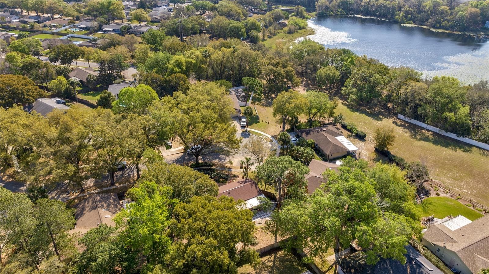 Single Family Residence at 24 BAYRIDGE CT, APOPKA, photo 10 of 55