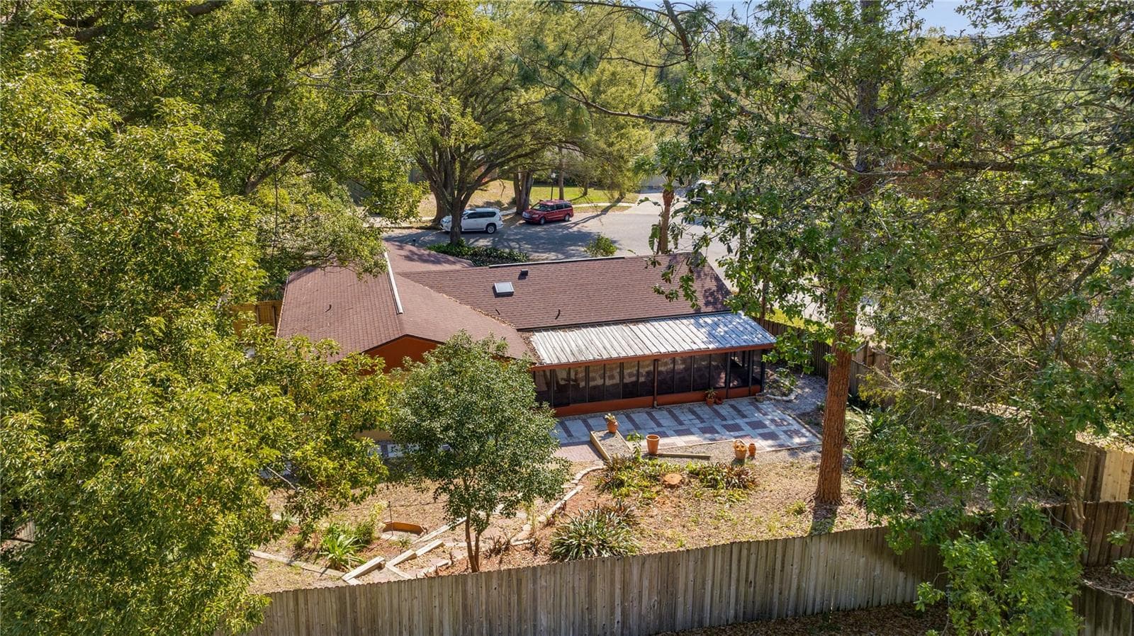 Single Family Residence at 24 BAYRIDGE CT, APOPKA, photo 12 of 55