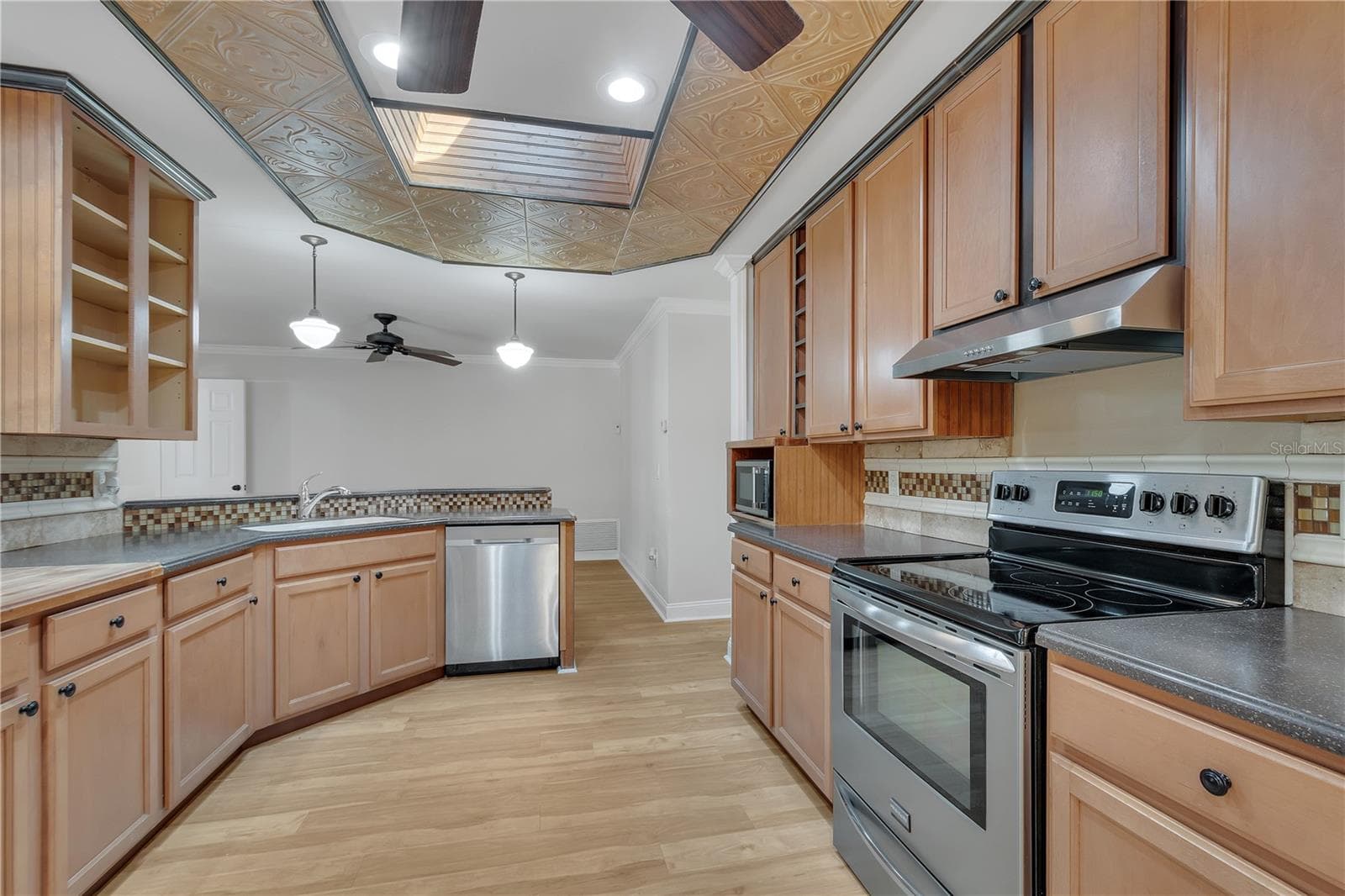 Single Family Residence at 24 BAYRIDGE CT, APOPKA, photo 27 of 55