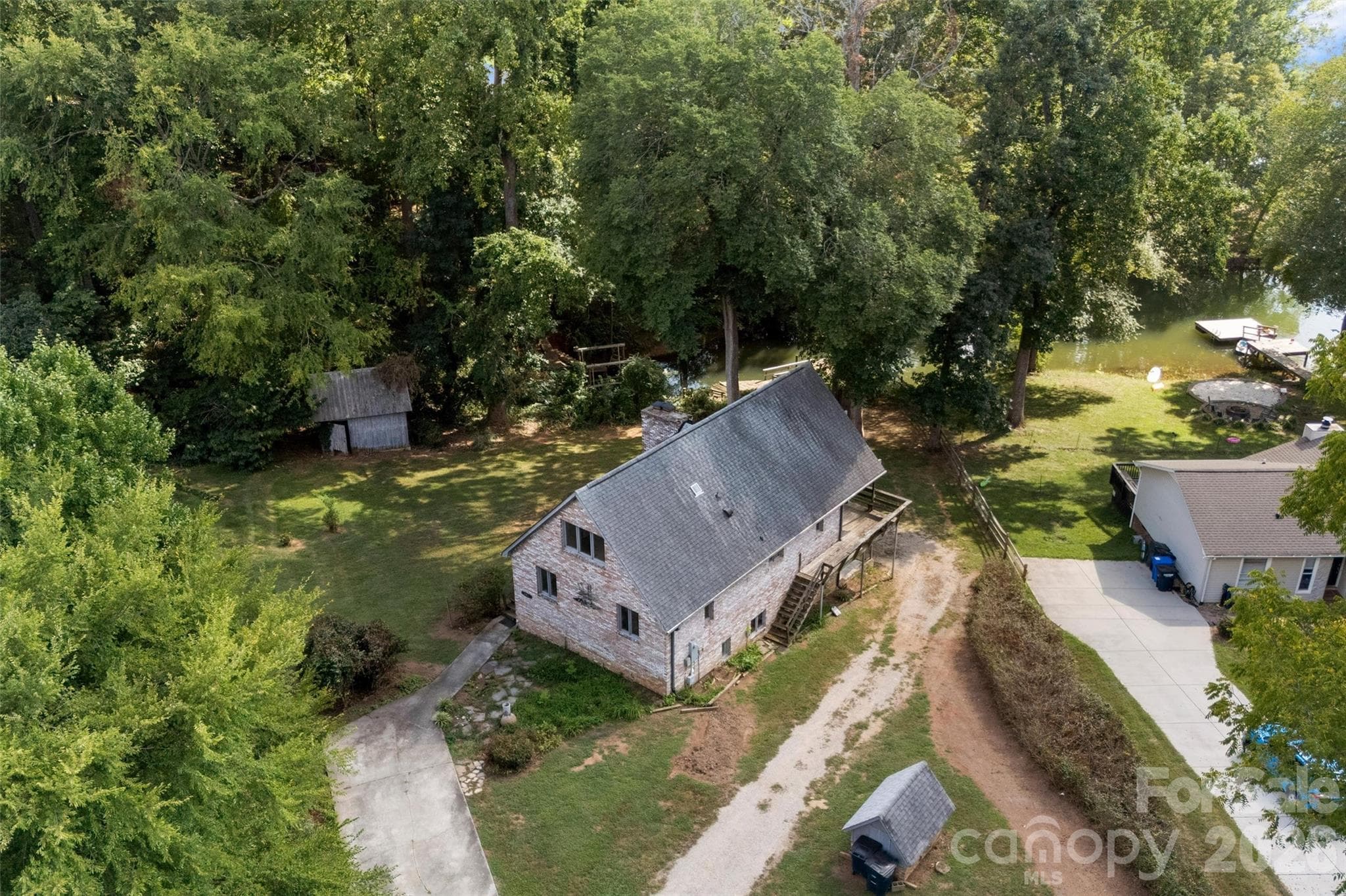 131 Baywatch just steps from Lake Norman - 131 Baywatch Drive, Mooresville