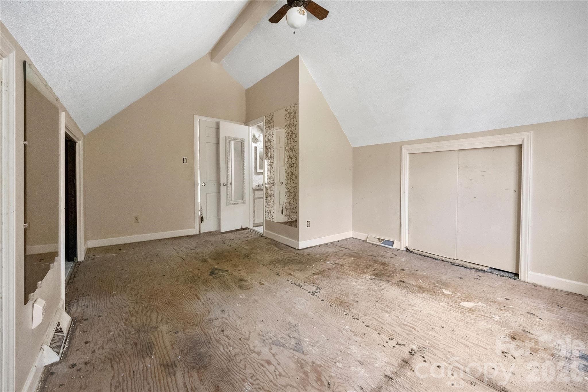Primary bedroom - 131 Baywatch Drive, Mooresville