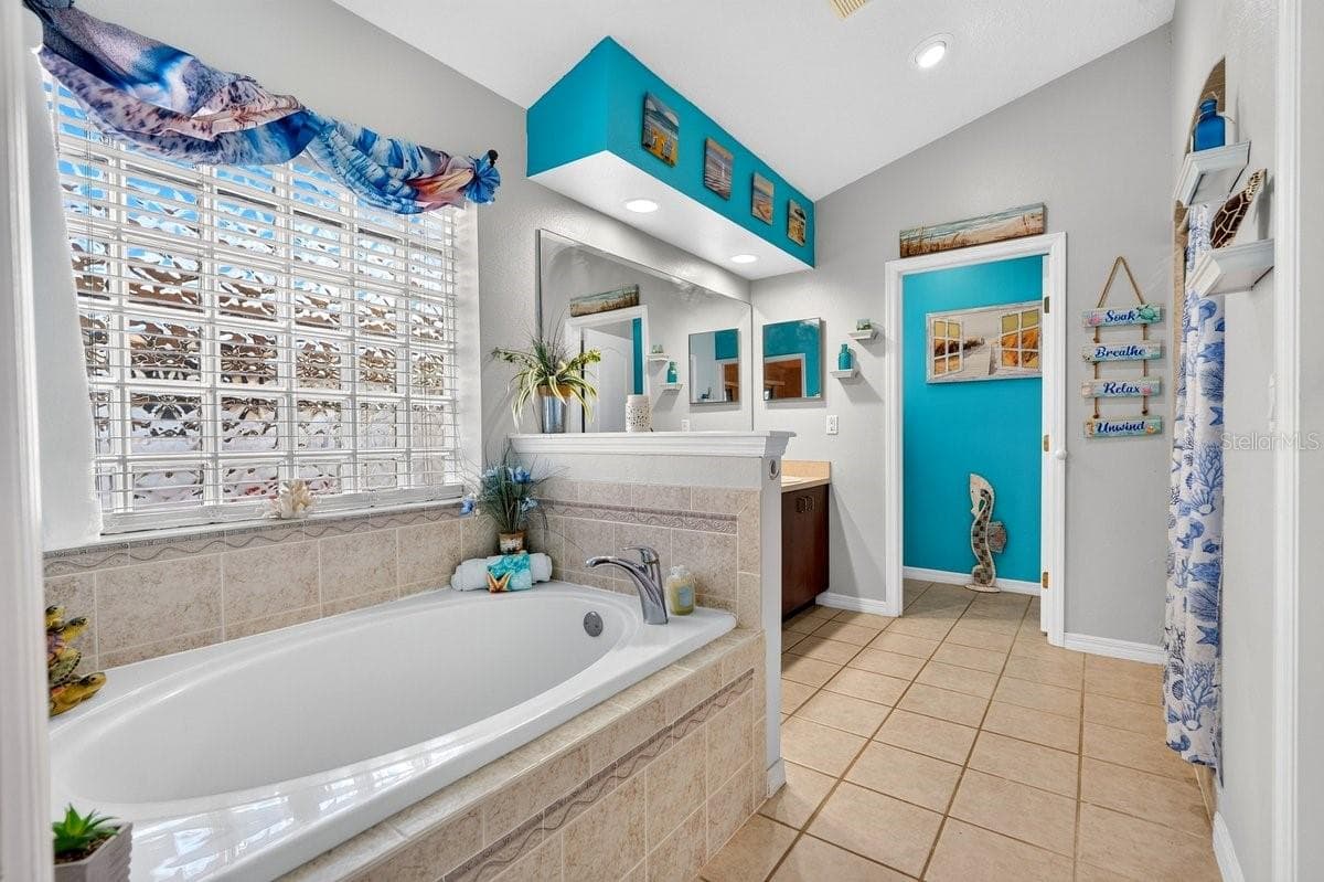 Single Family Residence at 971 LEYBURN DR, DELTONA, photo 12 of 38