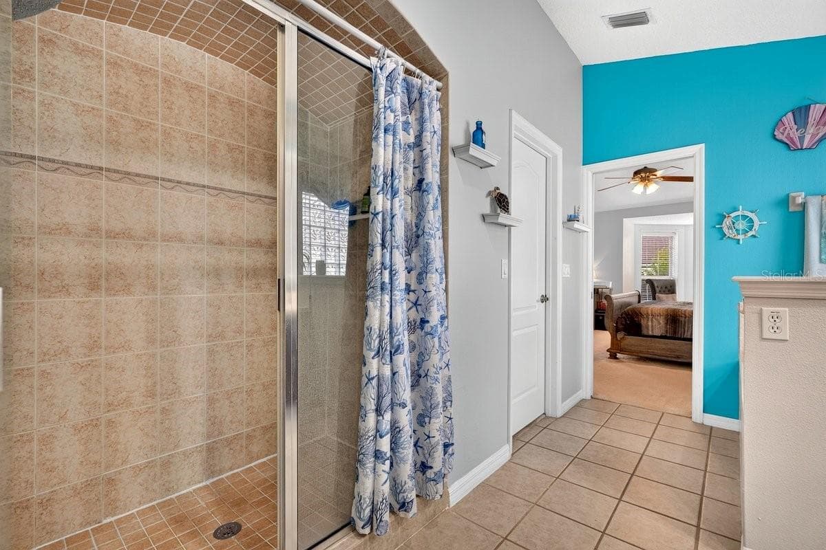 Single Family Residence at 971 LEYBURN DR, DELTONA, photo 14 of 38