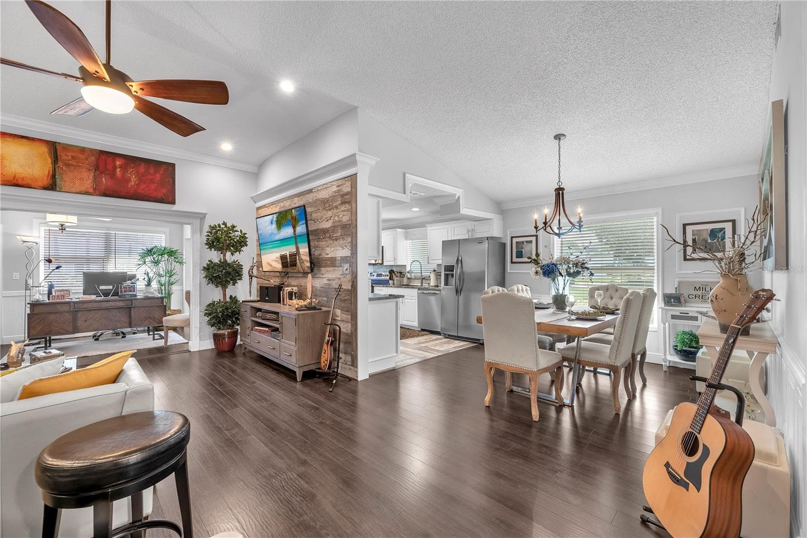 Condominium at 768 MASTERPIECE DR, SUN CITY CENTER, photo 9 of 43
