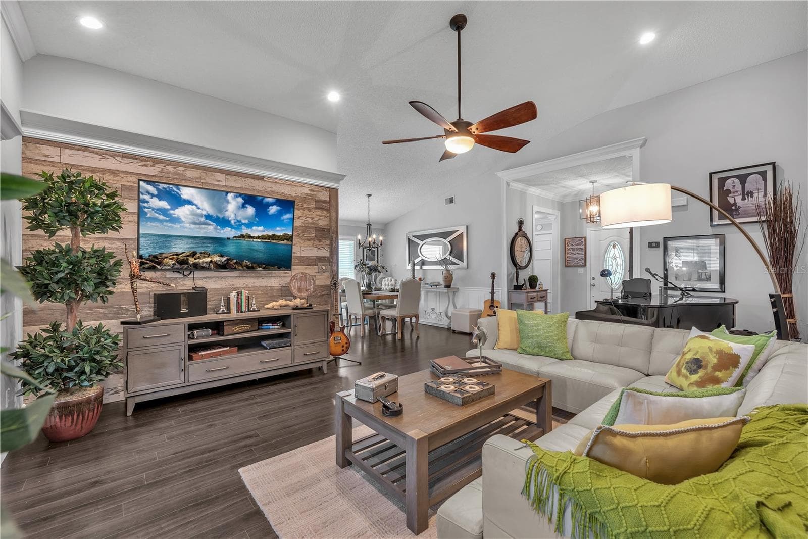 Condominium at 768 MASTERPIECE DR, SUN CITY CENTER, photo 13 of 43