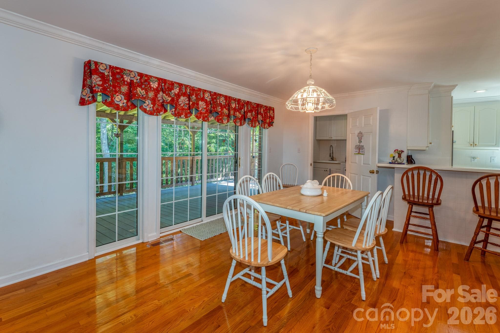 Eat-in Kitchen area - 1886 Tanasee Gap Road, Balsam Grove