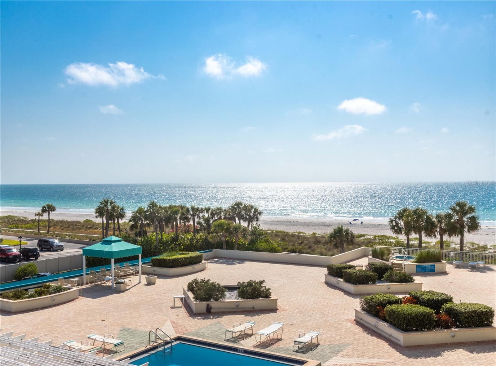 Elevated Plaza Deck - 1390 GULF BLVD #PH-3, CLEARWATER BEACH