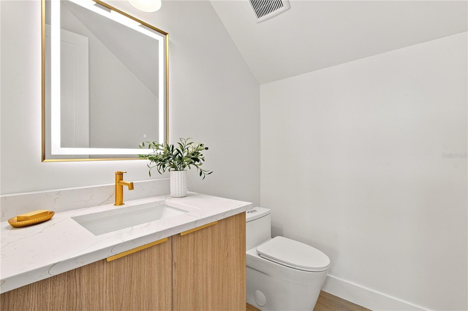 Half Bath - 4106 W NEPTUNE ST, TAMPA
