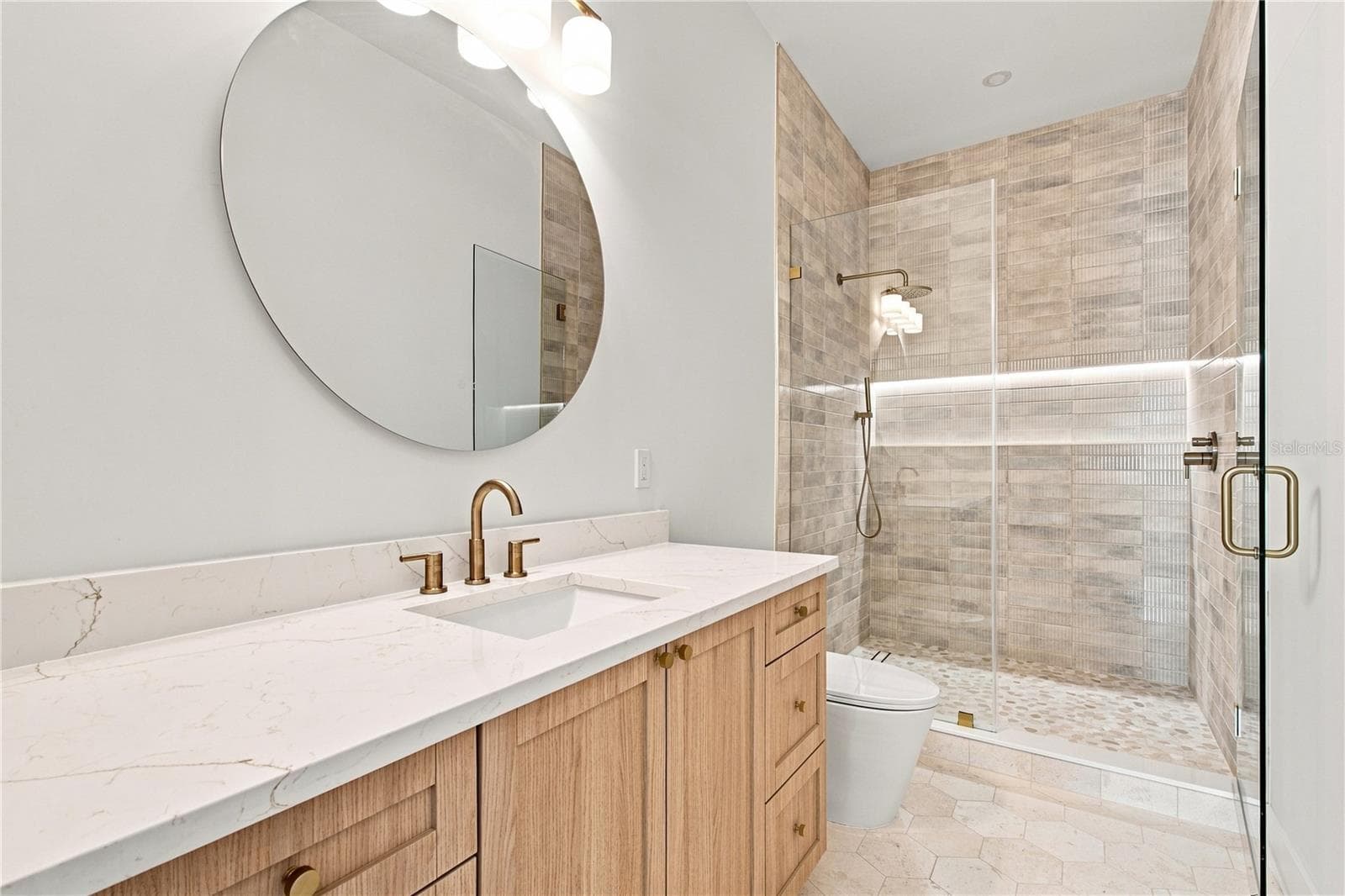 Bathroom 3 - 4106 W NEPTUNE ST, TAMPA