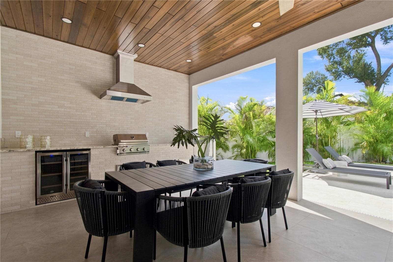 Single Family Residence at 4106 W NEPTUNE ST, TAMPA, photo 66 of 79