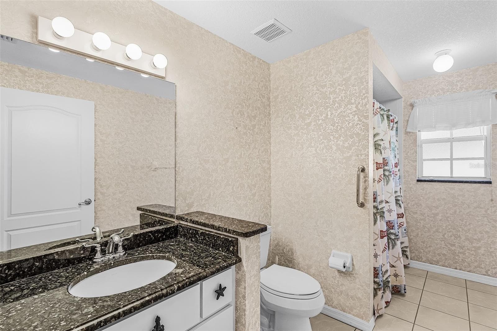 Single Family Residence at 23270 HAINLIN AVE, PORT CHARLOTTE, photo 26 of 39