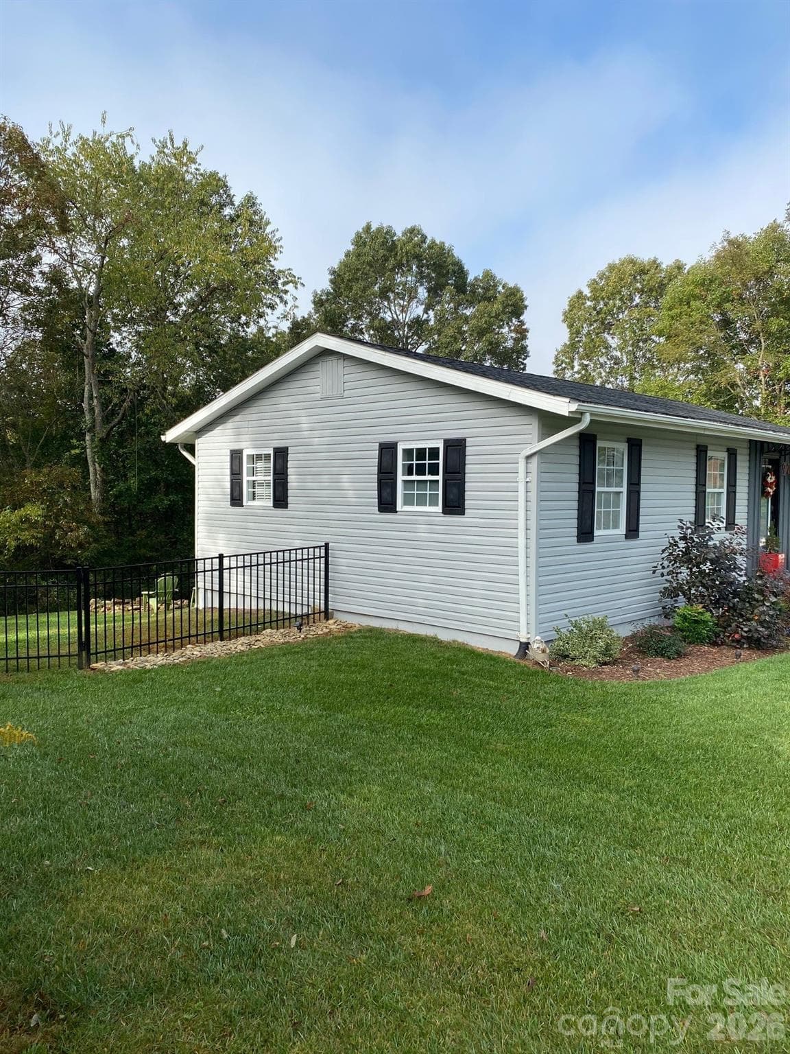 Single Family Residence at 92 Salem Road, Weaverville, photo 26 of 37