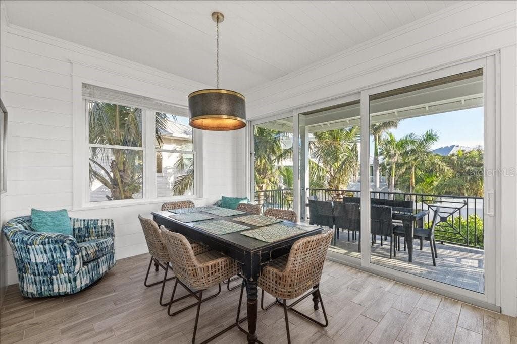 Dining Area - 239 S HARBOR DR, HOLMES BEACH