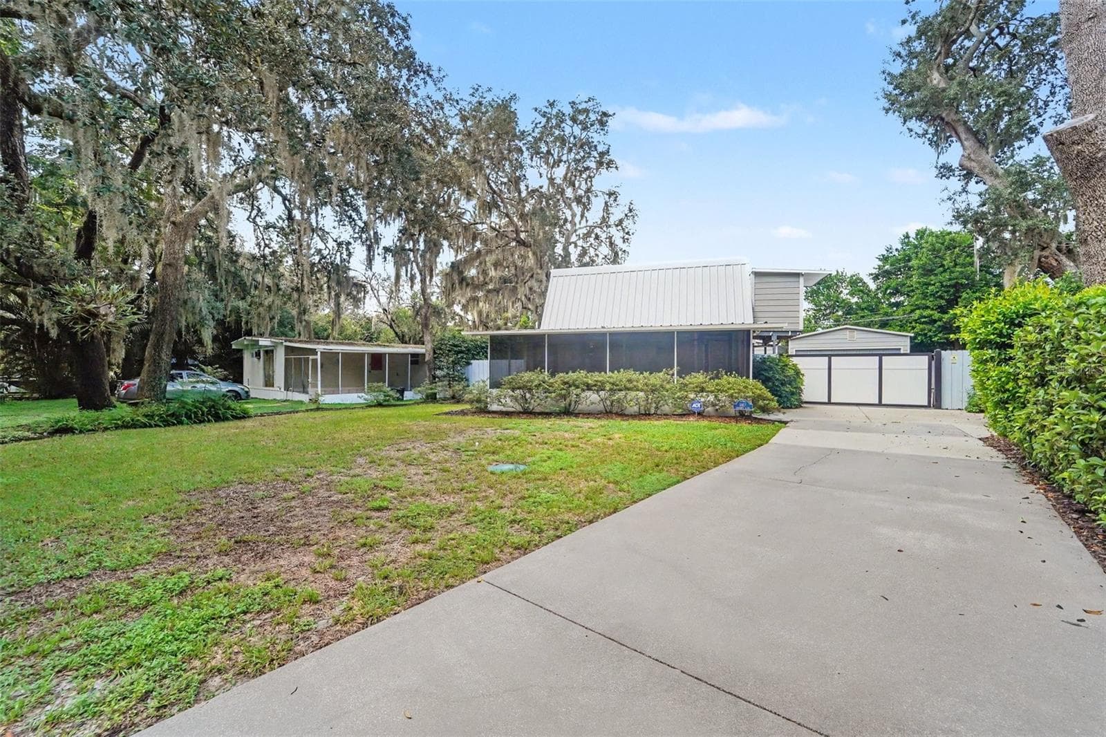 Single Family Residence at 1817 BEACHWAY LN, ODESSA, photo 2 of 39