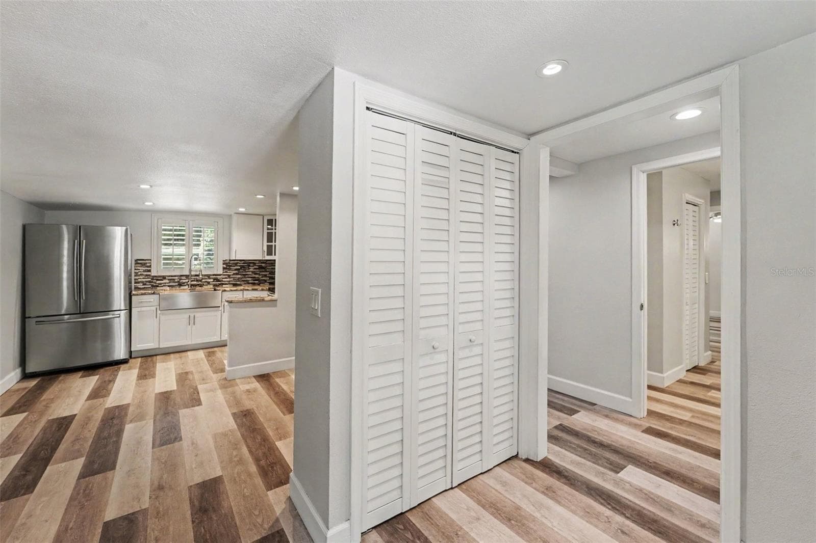 Single Family Residence at 1817 BEACHWAY LN, ODESSA, photo 18 of 39