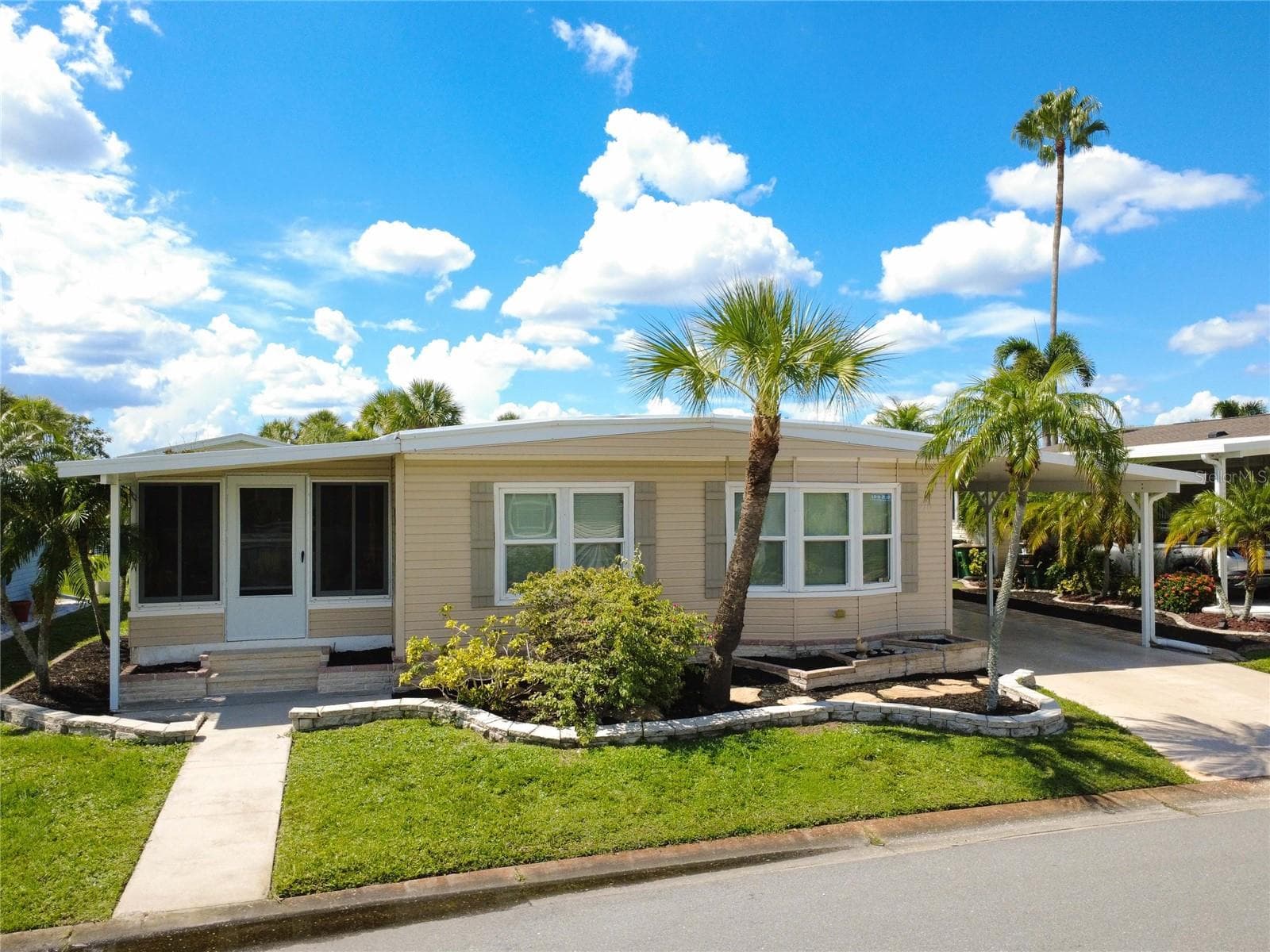 Manufactured Home at 2100 KINGS HWY #305, PORT CHARLOTTE, photo 21 of 91