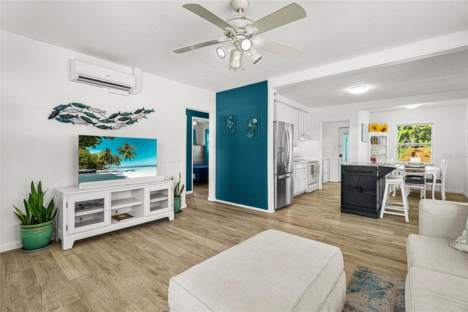 Single Family Residence at 4519 BROOKSDALE DR, SARASOTA, photo 7 of 30