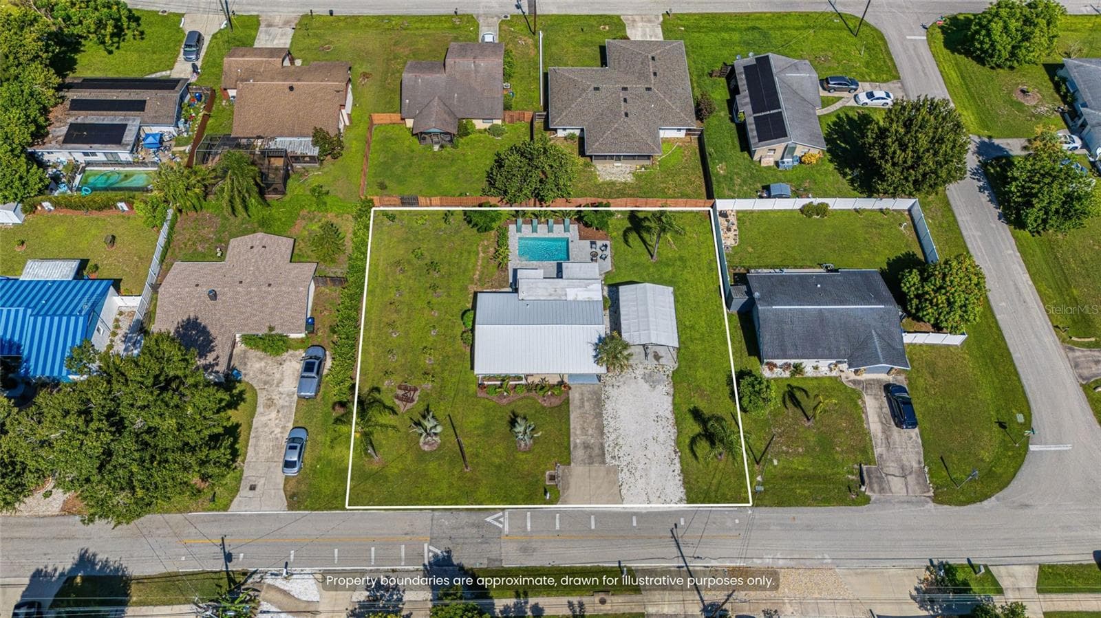 Single Family Residence at 4519 BROOKSDALE DR, SARASOTA, photo 25 of 30