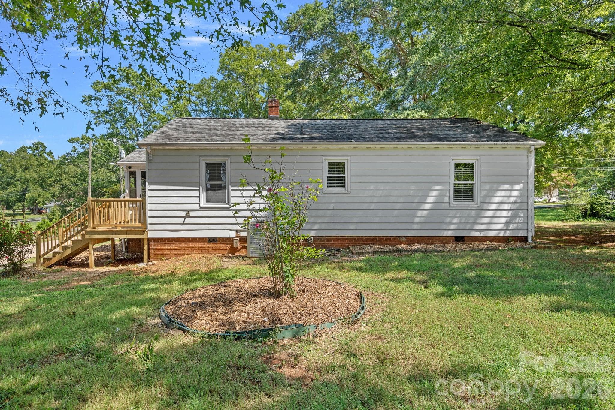 Single Family Residence at 1127 Thompson Avenue, Charlotte, photo 16 of 25