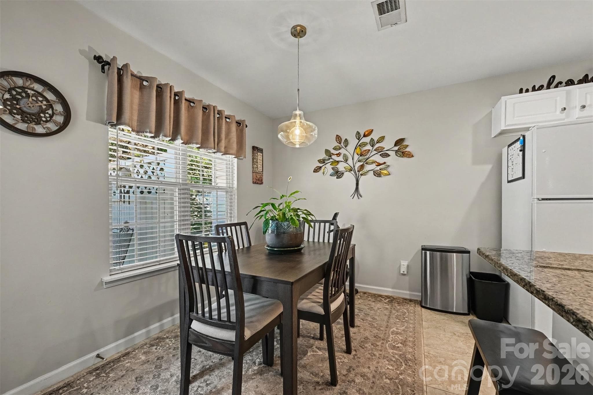 Townhouse at 10442 Columbia Crest Court, Charlotte, photo 7 of 25