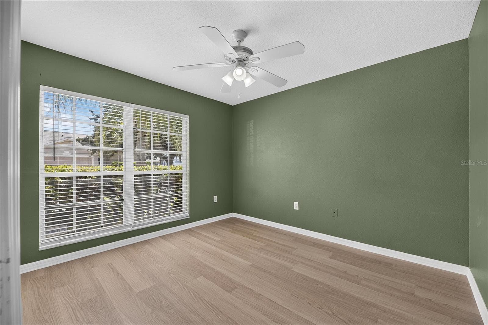 Single Family Residence at 5627 WAR ADMIRAL DR, WESLEY CHAPEL, photo 8 of 63
